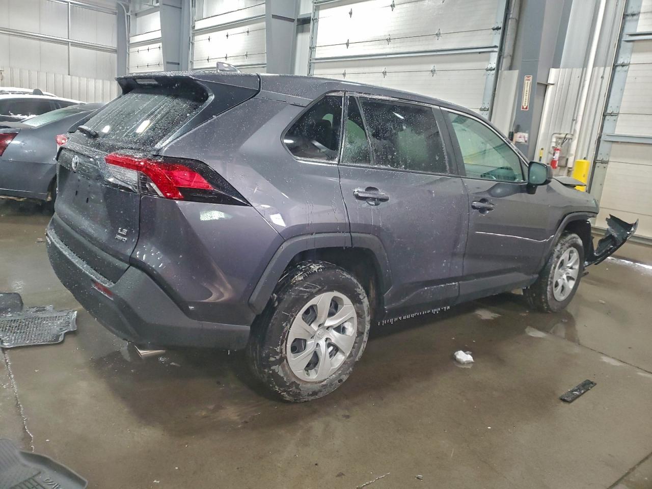2024 TOYOTA RAV4 LE photo 3