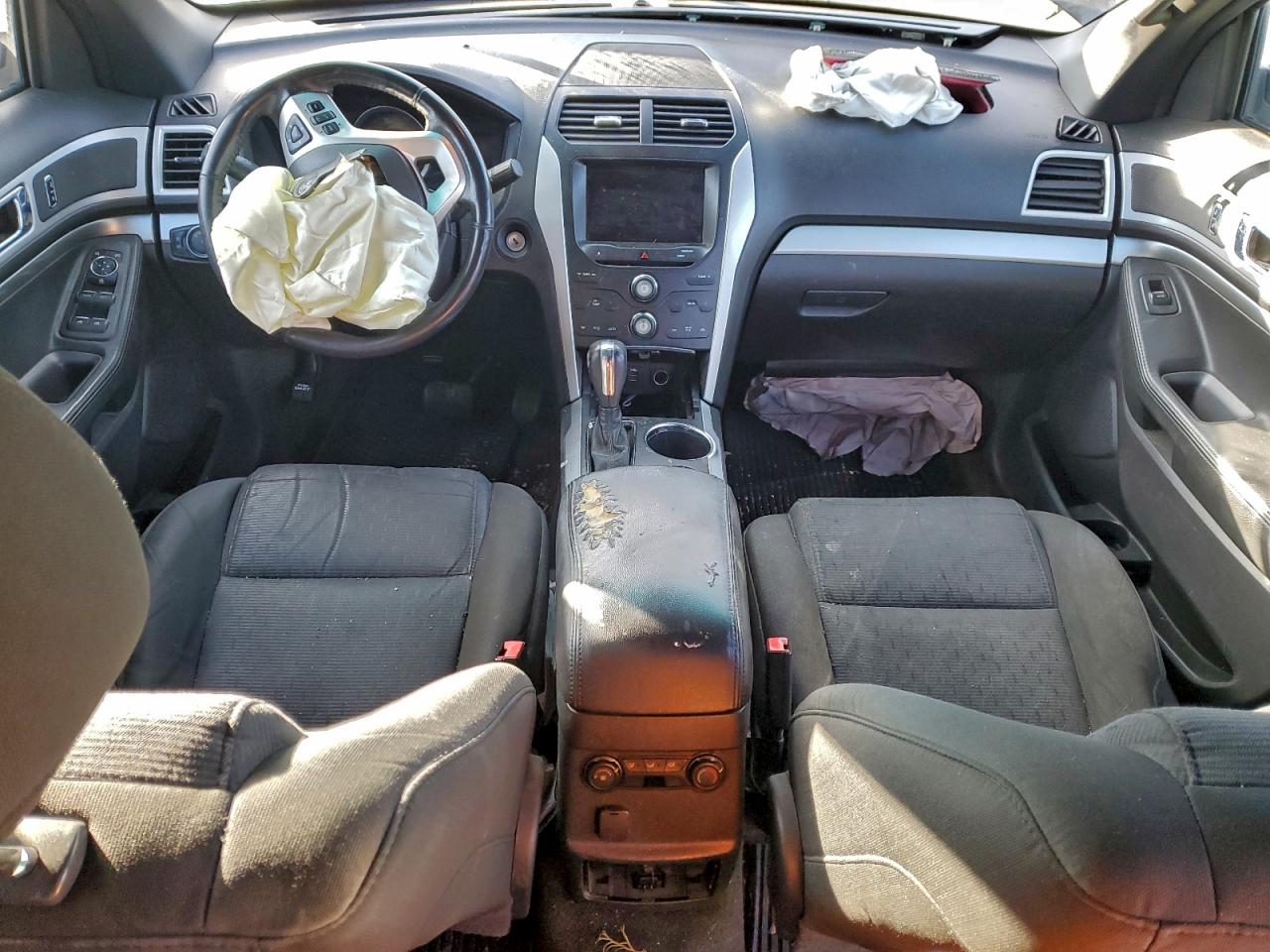 2014 FORD EXPLORER XLT photo 8