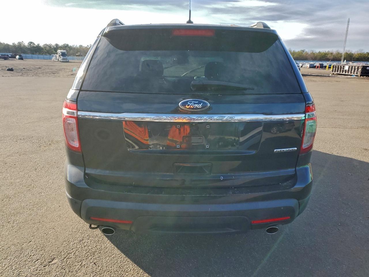 2014 FORD EXPLORER XLT photo 6