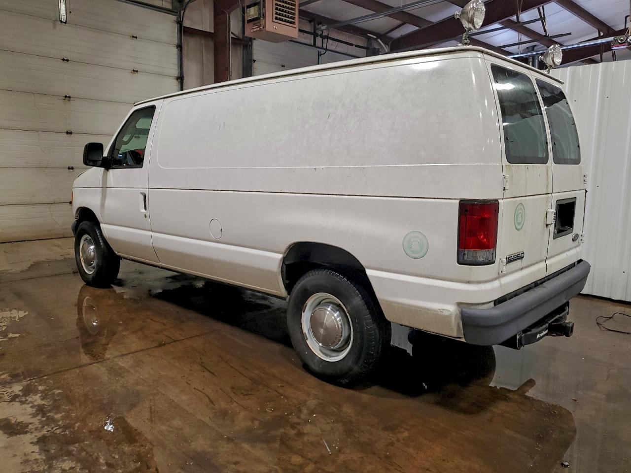 2006 FORD E250 DELIVERY VAN photo 2