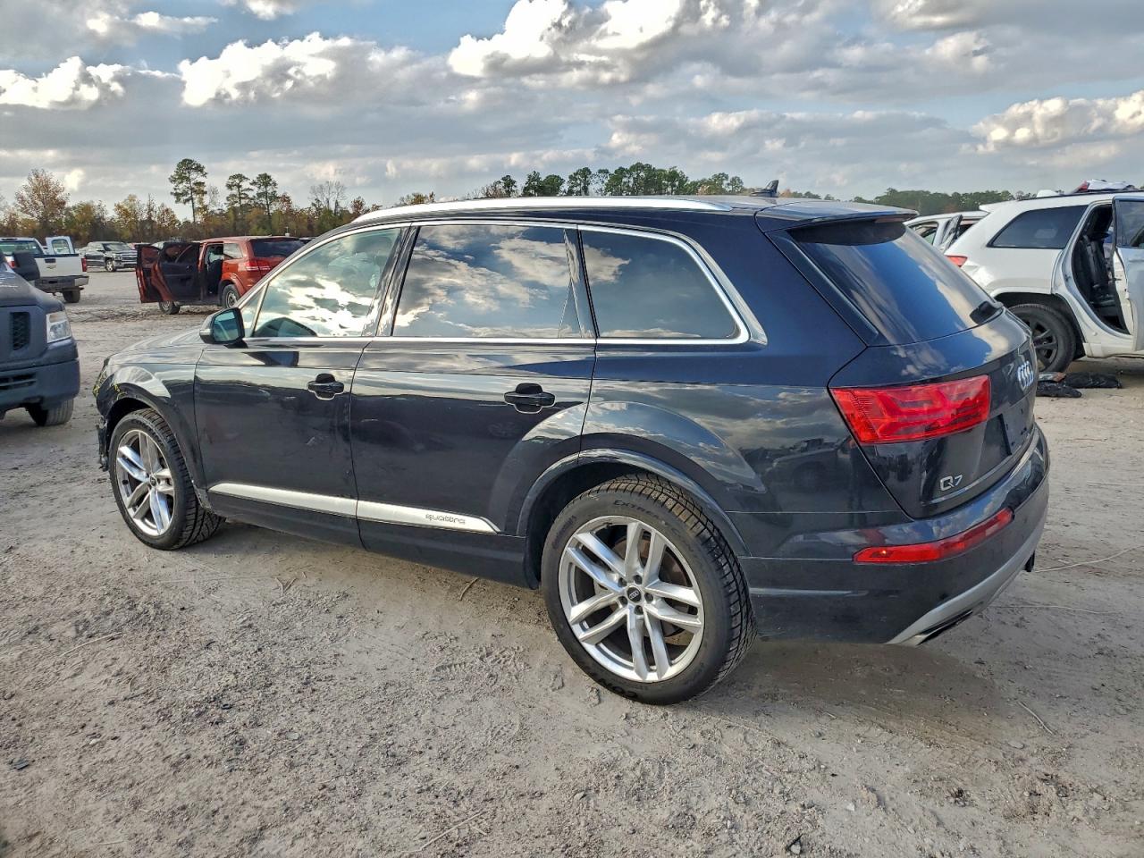 2018 AUDI Q7 PRESTIGE photo 2