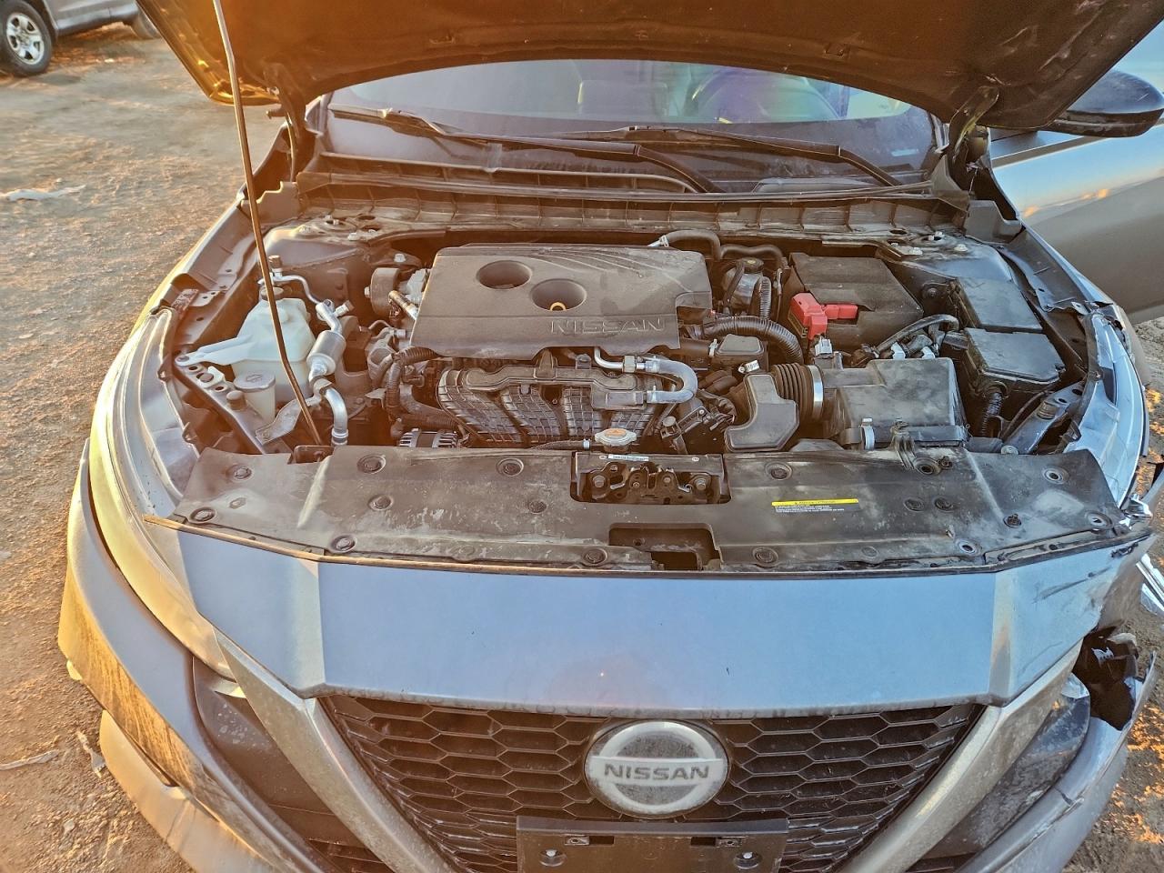 2019 NISSAN ALTIMA SR photo 11