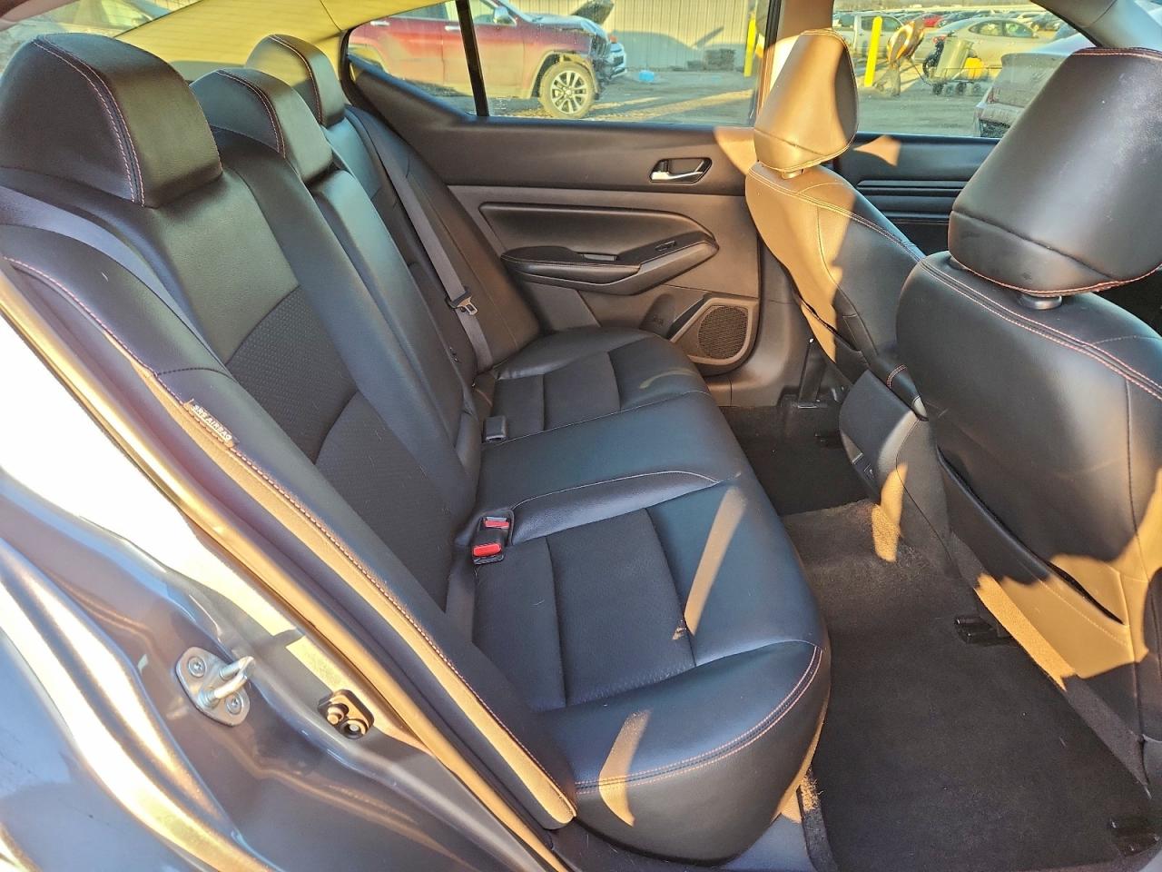 2019 NISSAN ALTIMA SR photo 10