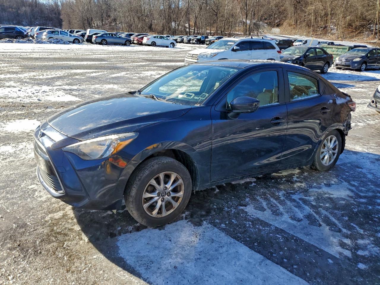 2016 TOYOTA YARIS — UNDERCARRIAGE damage — photo 1