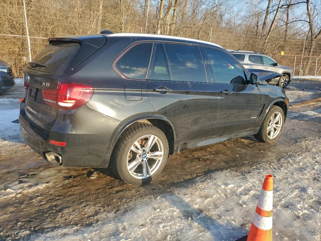 2015 BMW X5 XDRIVE35I photo 3