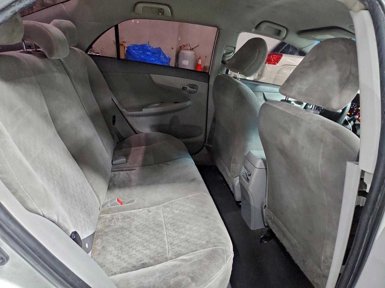 2009 TOYOTA COROLLA BASE photo 19