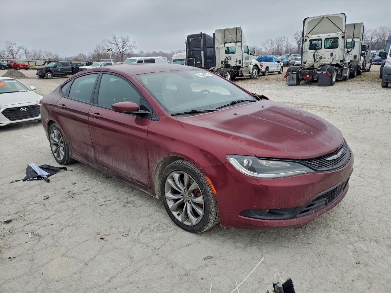 2015 CHRYSLER 200 S photo 4