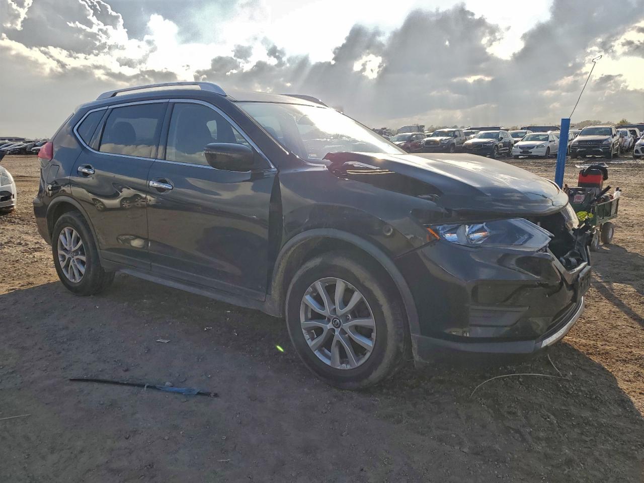 2017 NISSAN ROGUE S photo 7