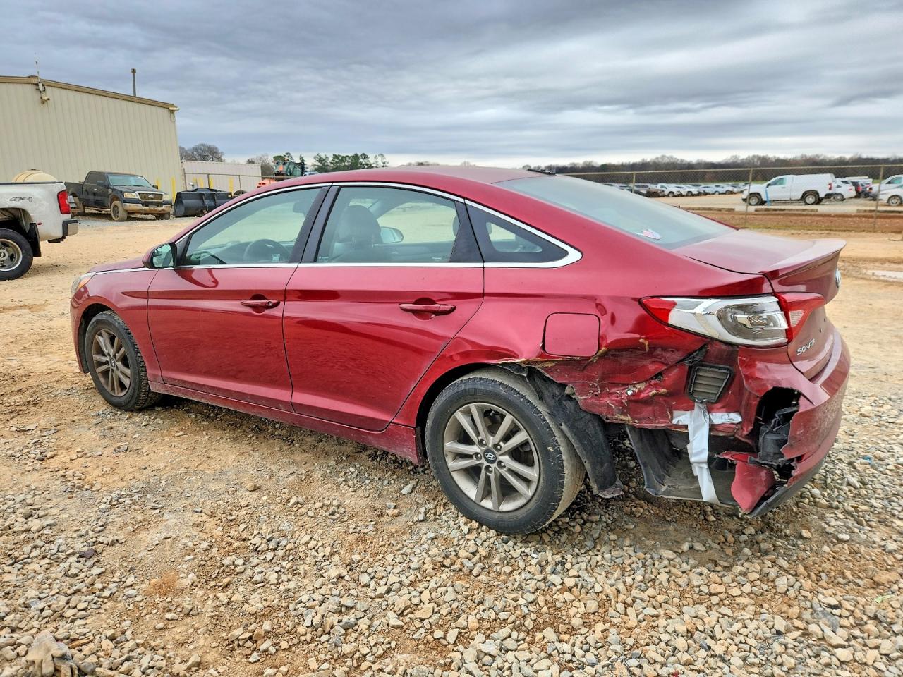 2016 HYUNDAI SONATA SE photo 2