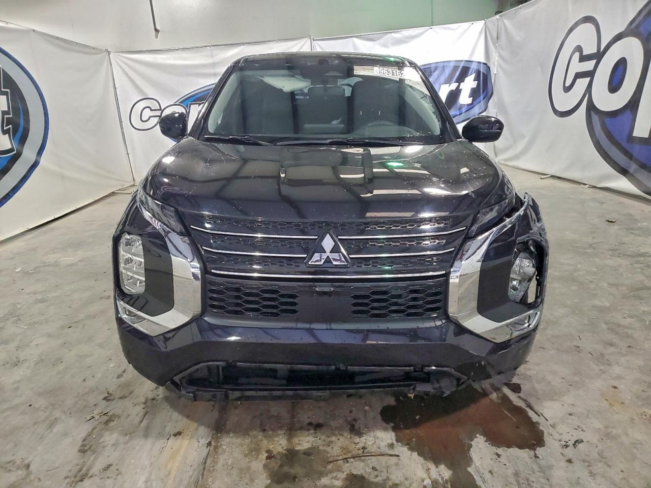 2024 MITSUBISHI OUTLANDER ES photo 5