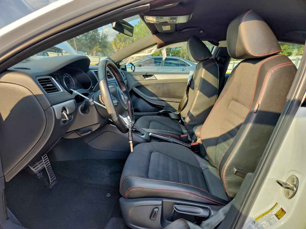 2014 VOLKSWAGEN JETTA GLI photo 7