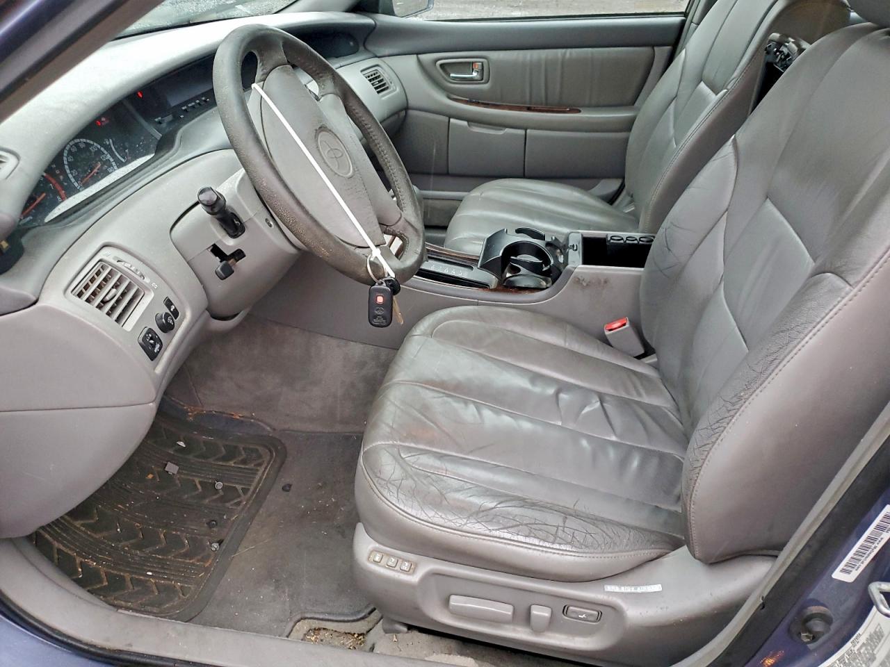 2000 TOYOTA AVALON XL photo 7