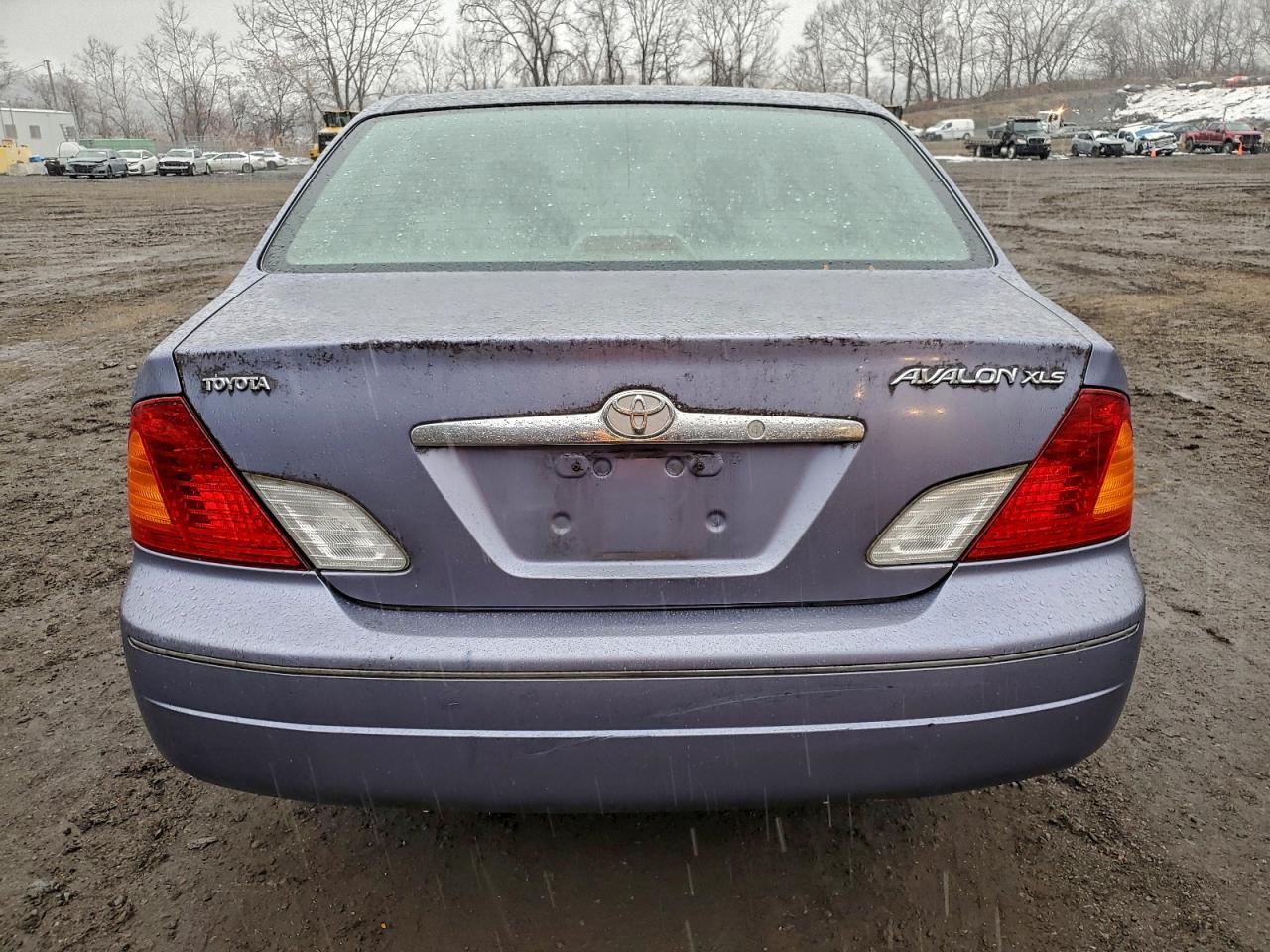 2000 TOYOTA AVALON XL photo 6