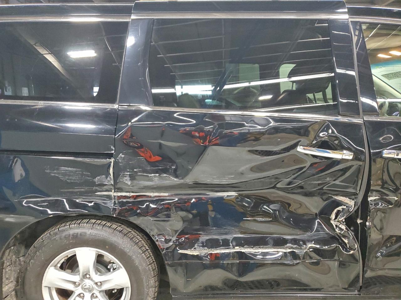 2013 NISSAN QUEST S photo 11