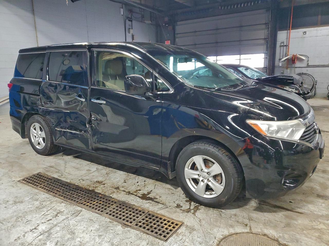 2013 NISSAN QUEST S photo 4