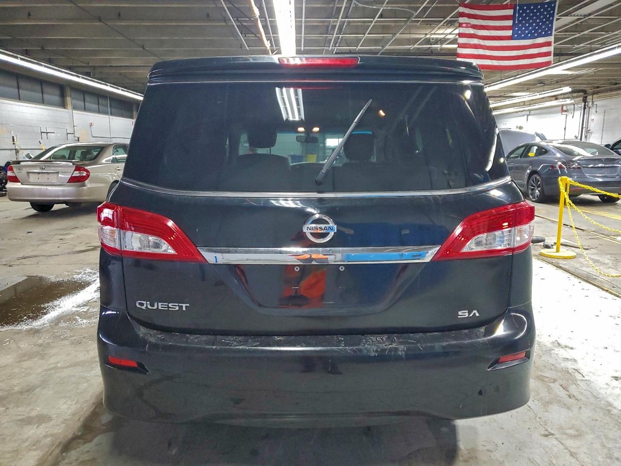 2013 NISSAN QUEST S photo 6
