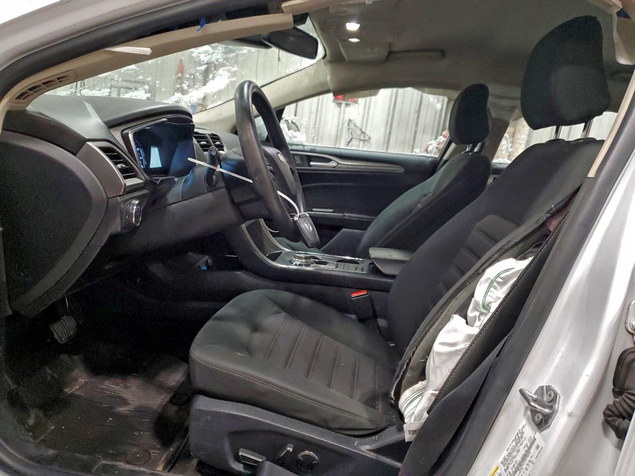 2020 FORD FUSION SE photo 7