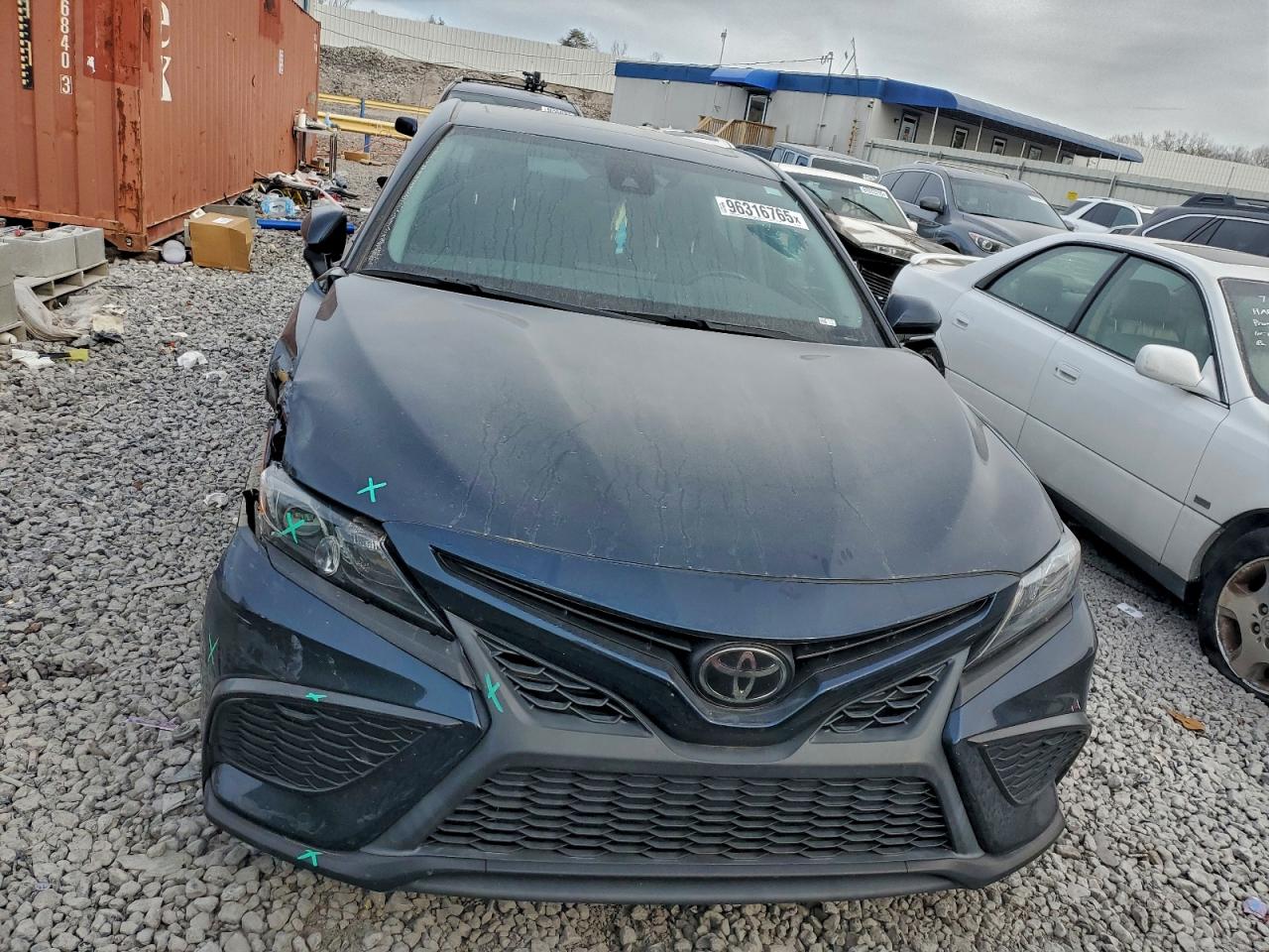 2021 TOYOTA CAMRY SE photo 5