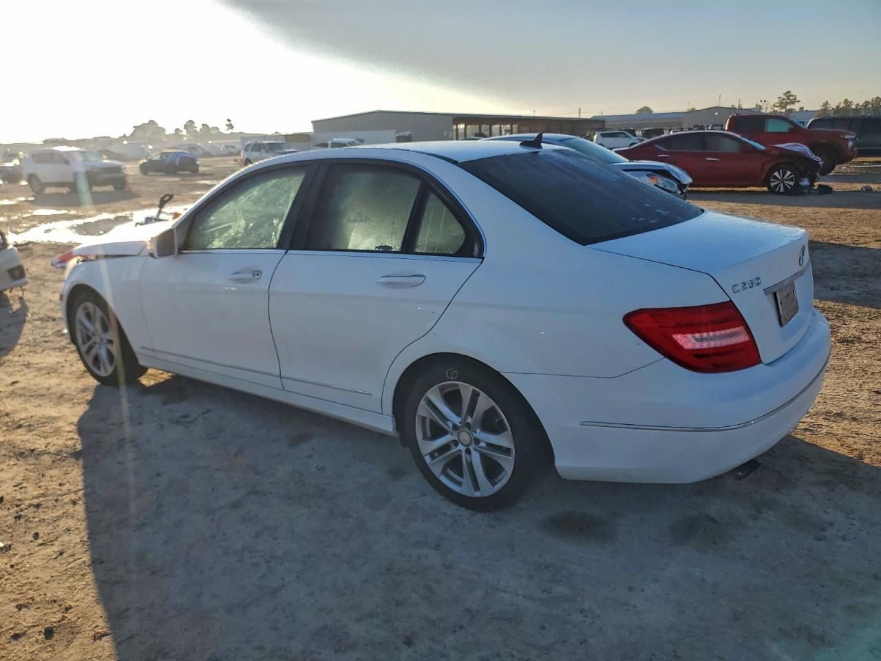 2013 MERCEDES-BENZ C 250 photo 2