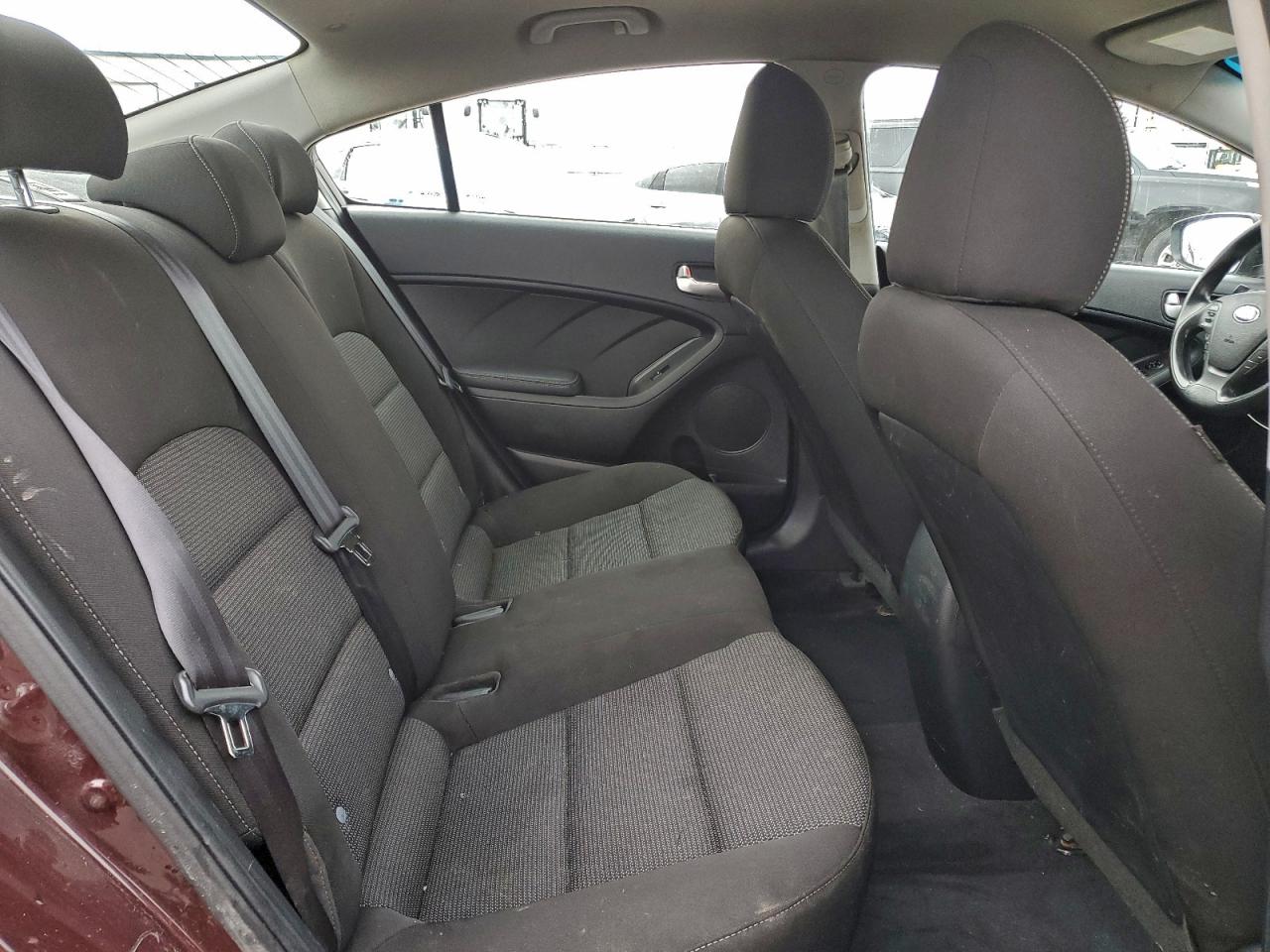 2017 KIA FORTE LX photo 10
