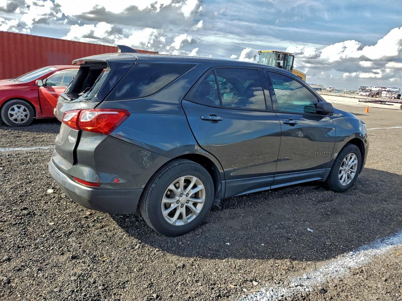2018 CHEVROLET EQUINOX LS photo 3