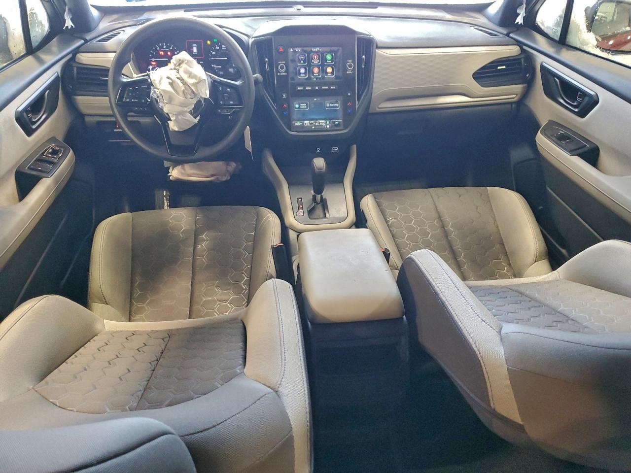 2025 SUBARU FORESTER photo 15
