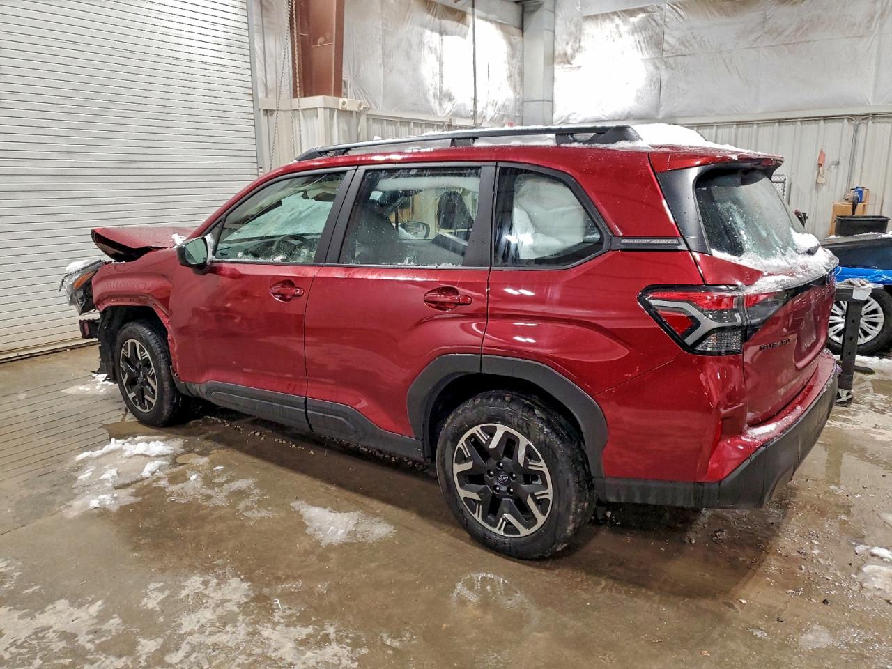 2025 SUBARU FORESTER photo 3