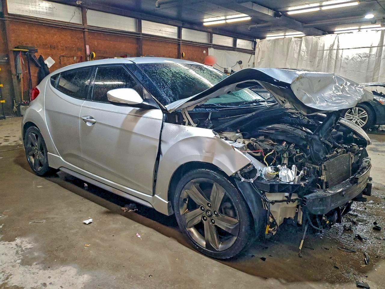 2015 HYUNDAI VELOSTER TURBO photo 10