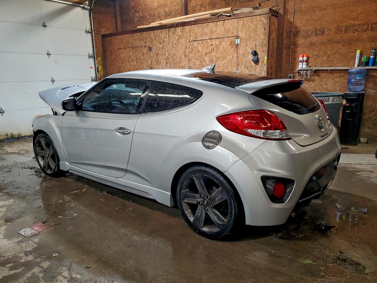 2015 HYUNDAI VELOSTER TURBO photo 4