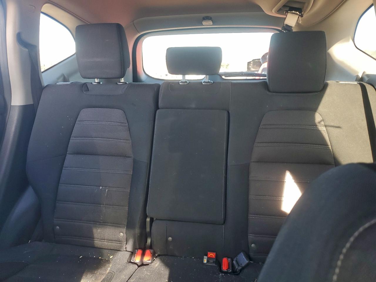 2017 HONDA CR-V LX photo 19