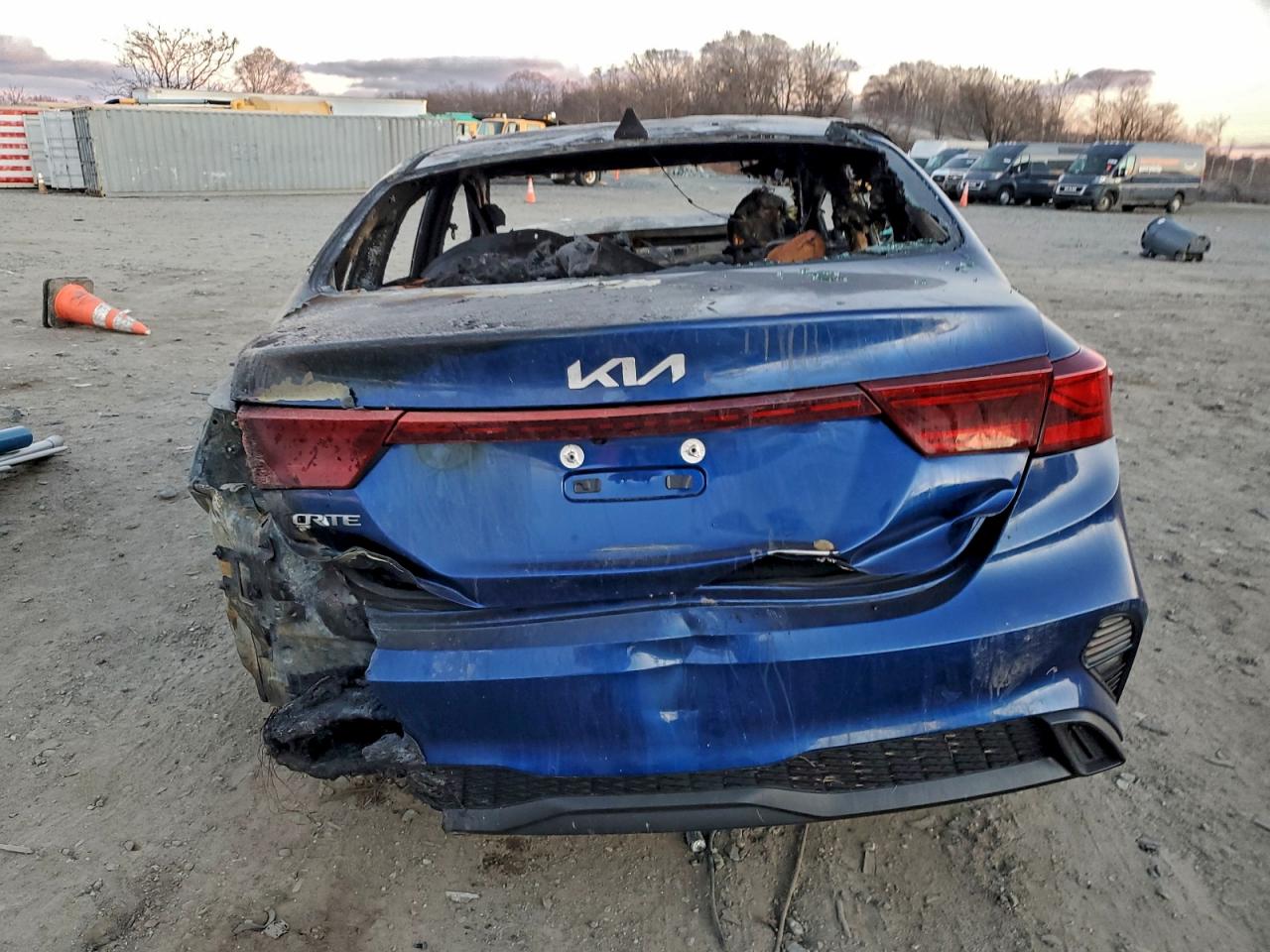 2024 KIA FORTE LX photo 6