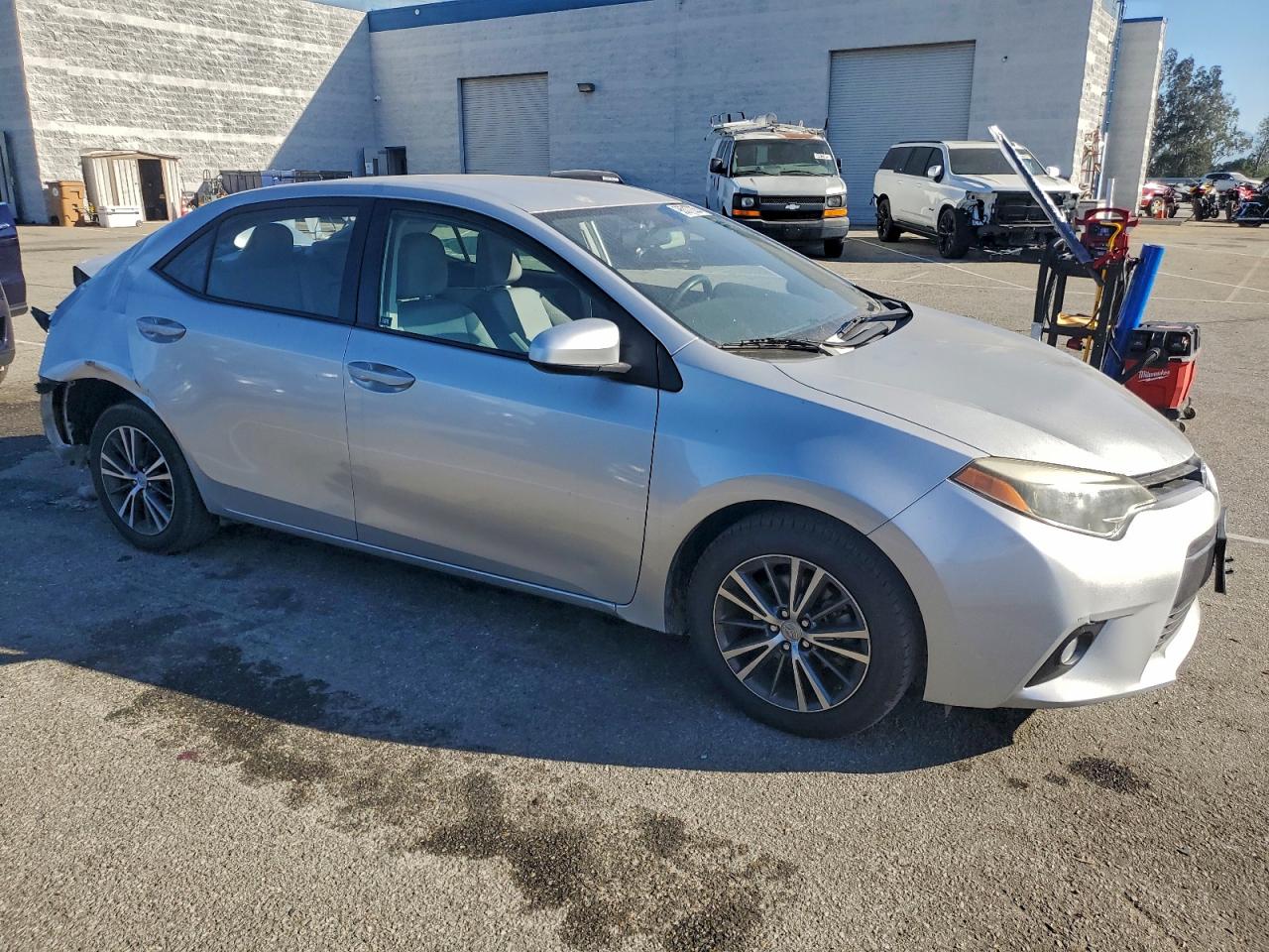 2016 TOYOTA COROLLA L photo 4