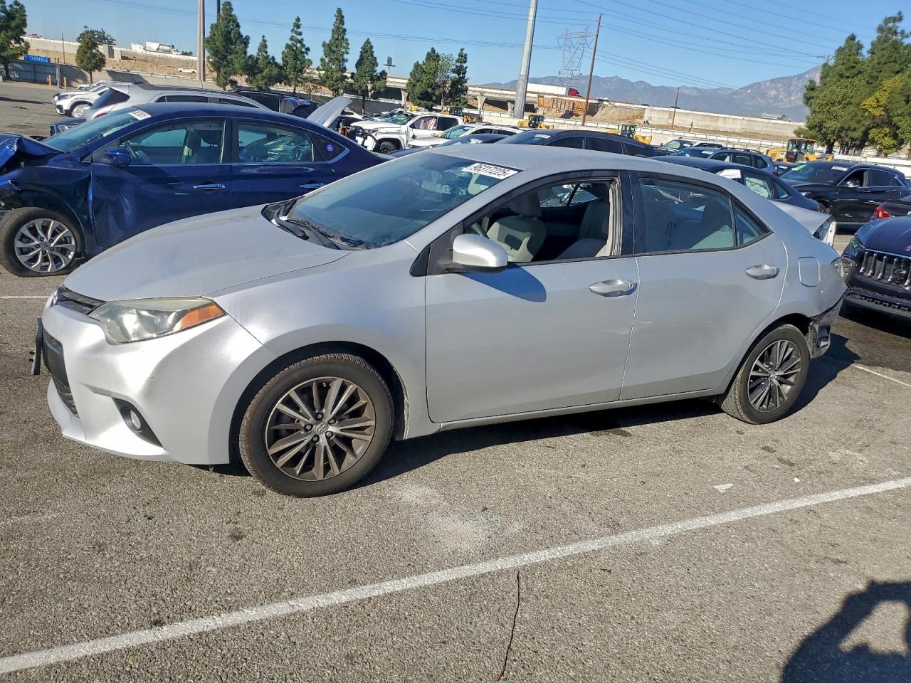 2016 TOYOTA COROLLA