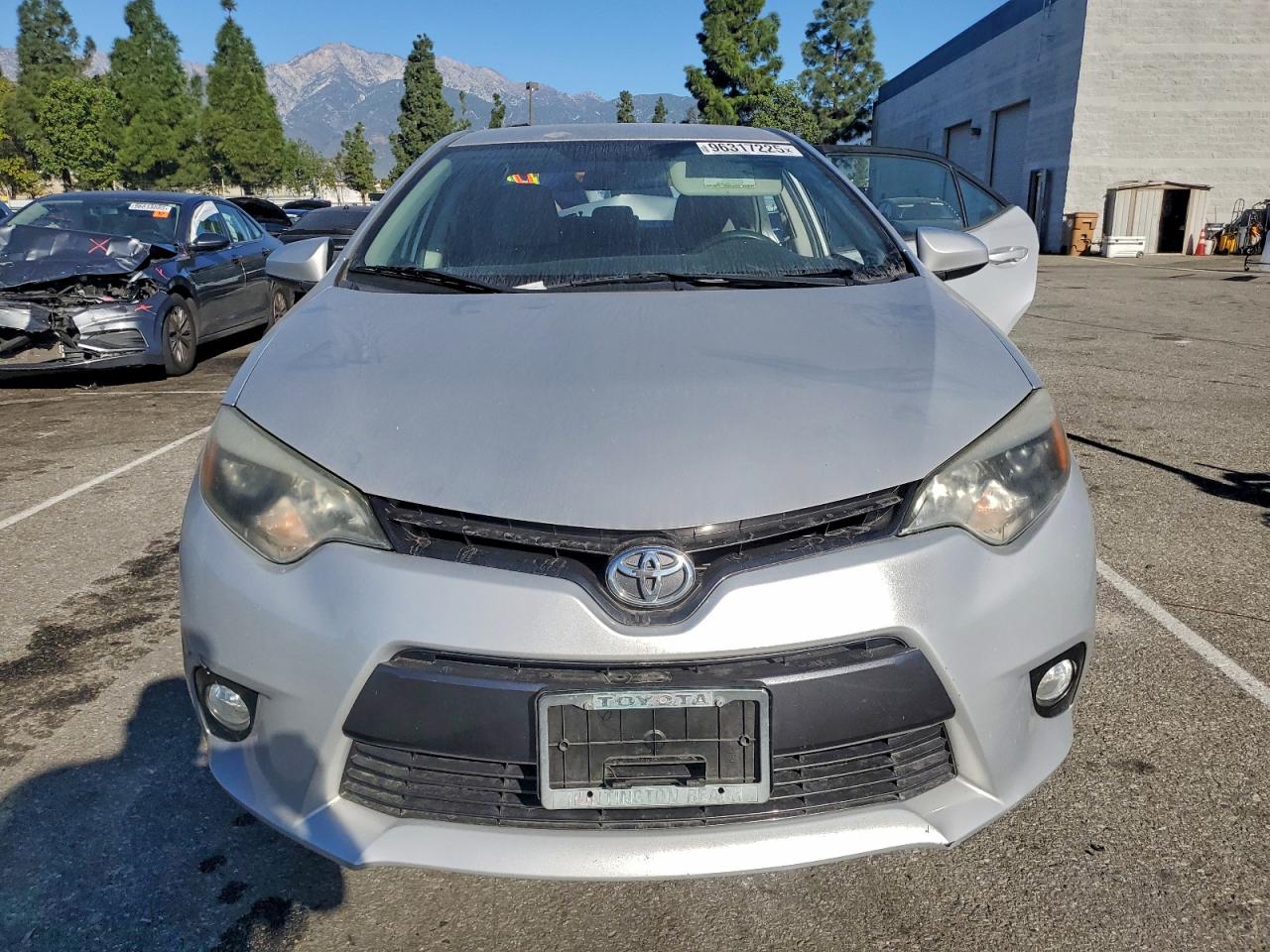 2016 TOYOTA COROLLA L photo 5
