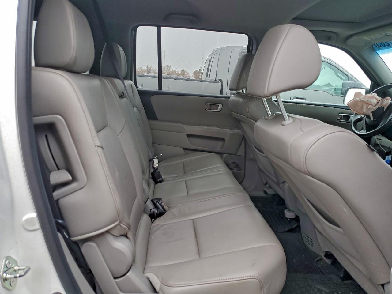 2013 HONDA PILOT EXL photo 11