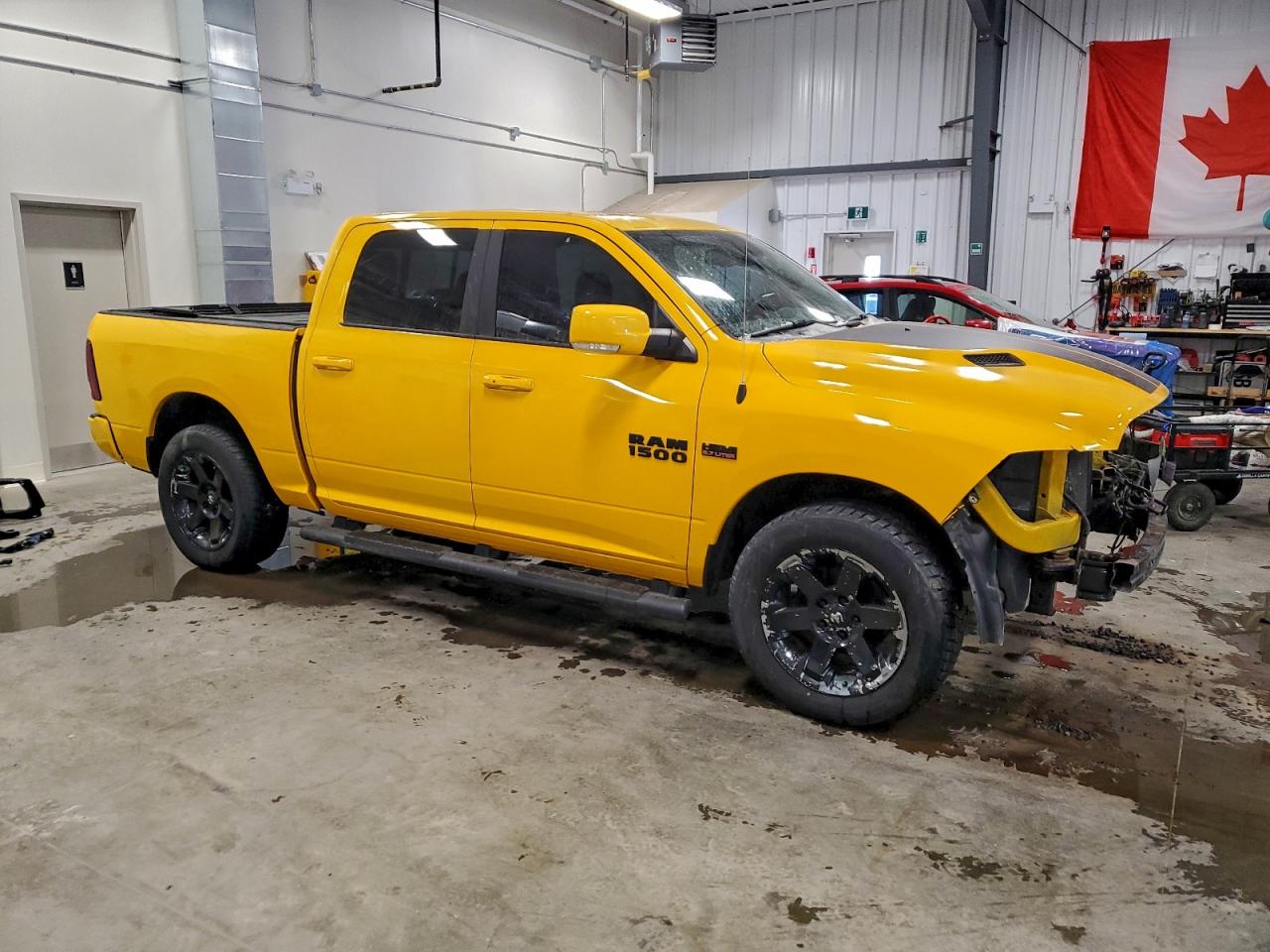 2016 RAM 1500 SPORT photo 7