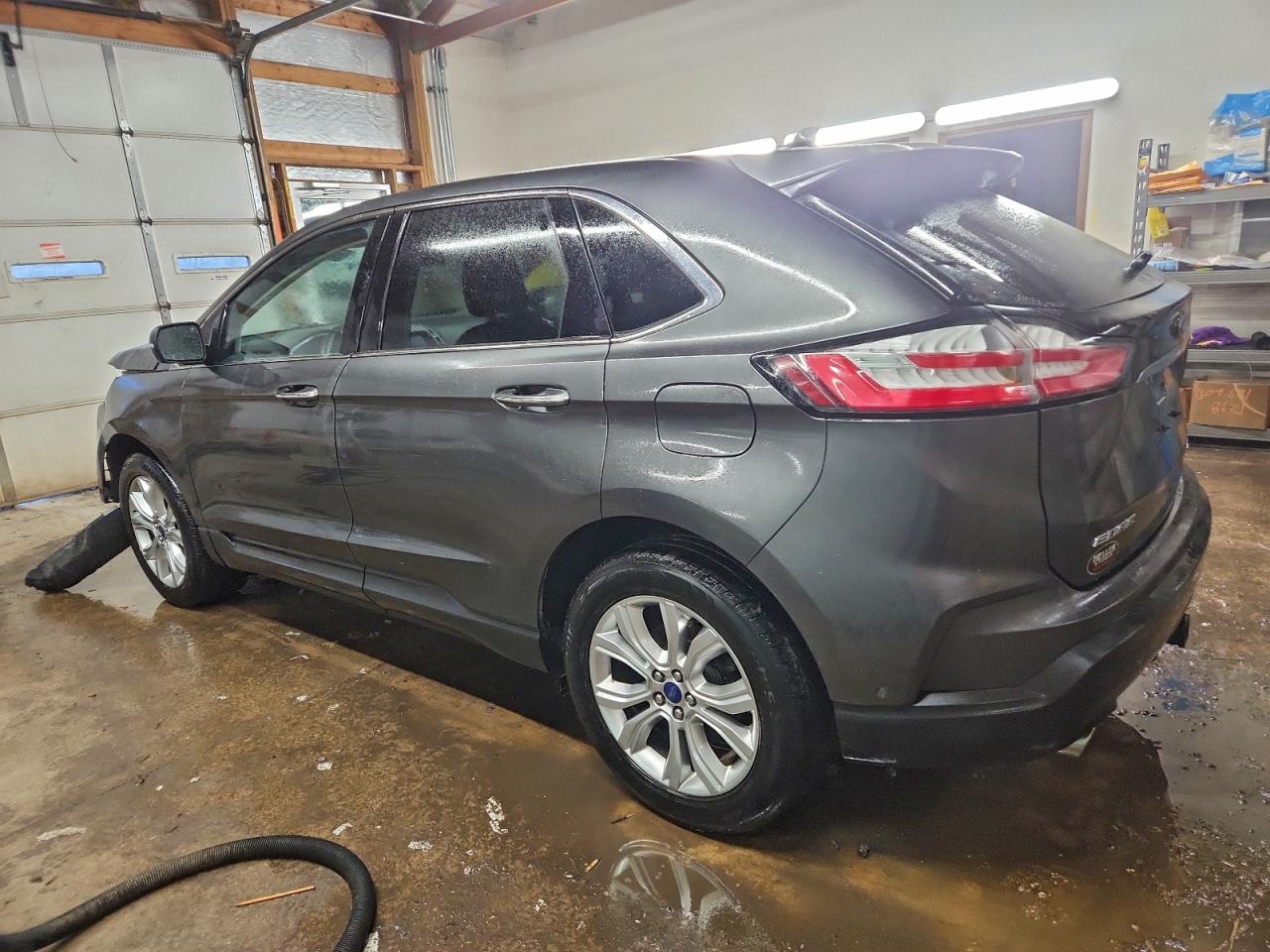2020 FORD EDGE TITANIUM photo 4
