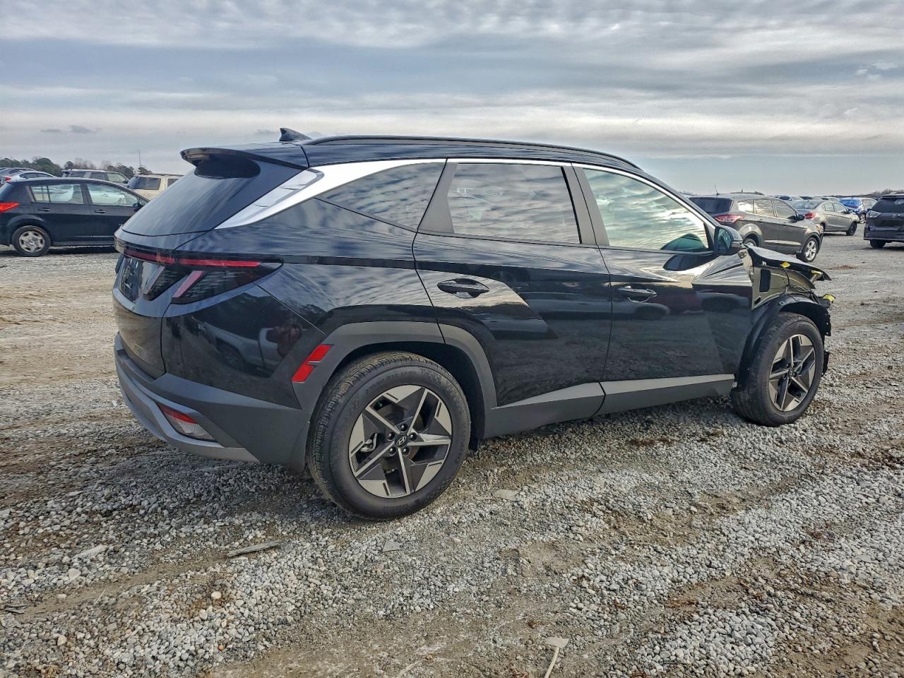 2025 HYUNDAI TUCSON SEL photo 5