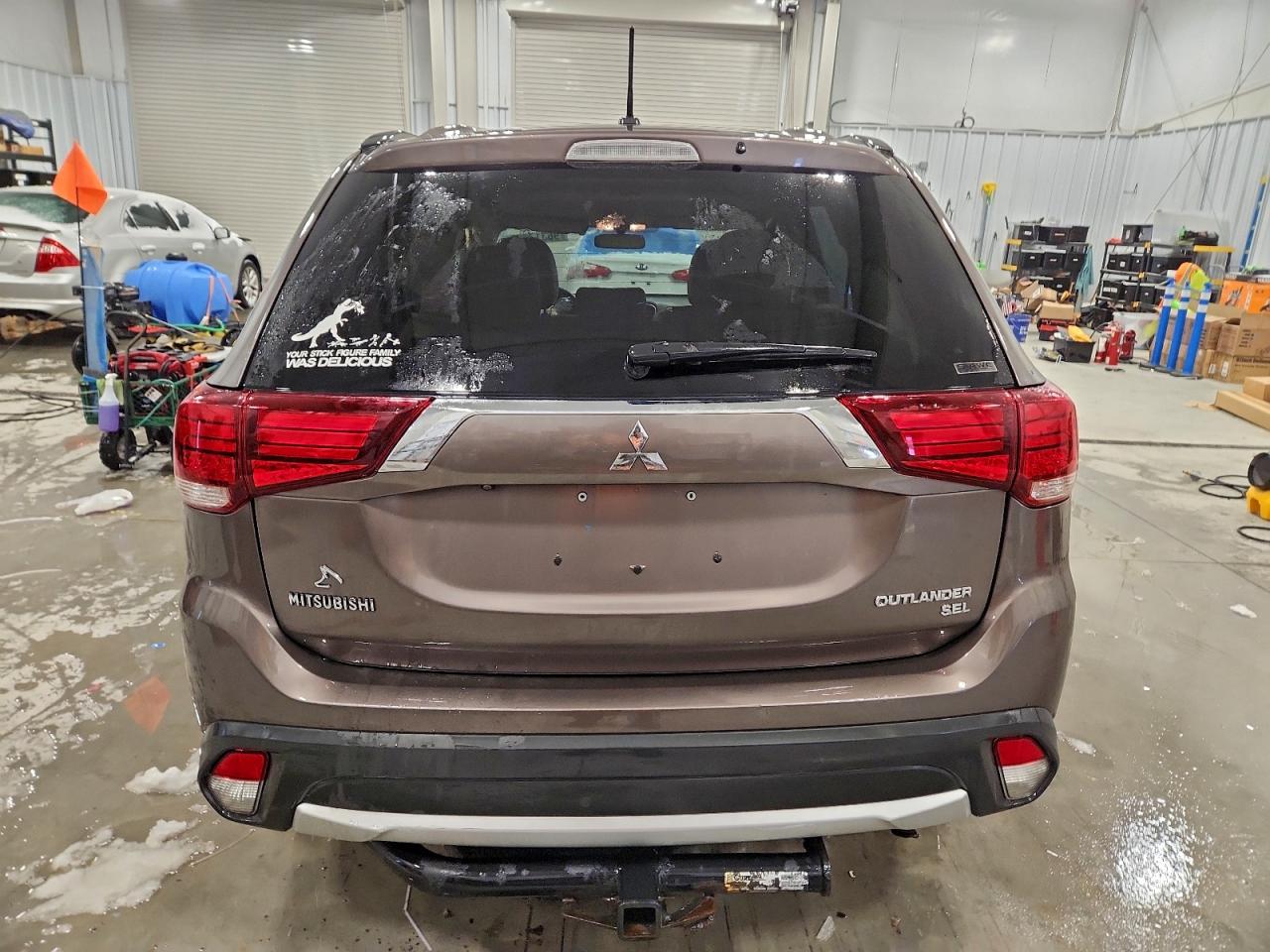 2016 MITSUBISHI OUTLANDER SE photo 11