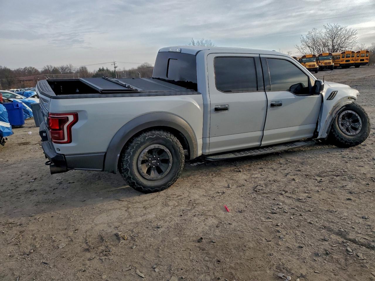 2017 FORD F150 RAPTOR photo 5