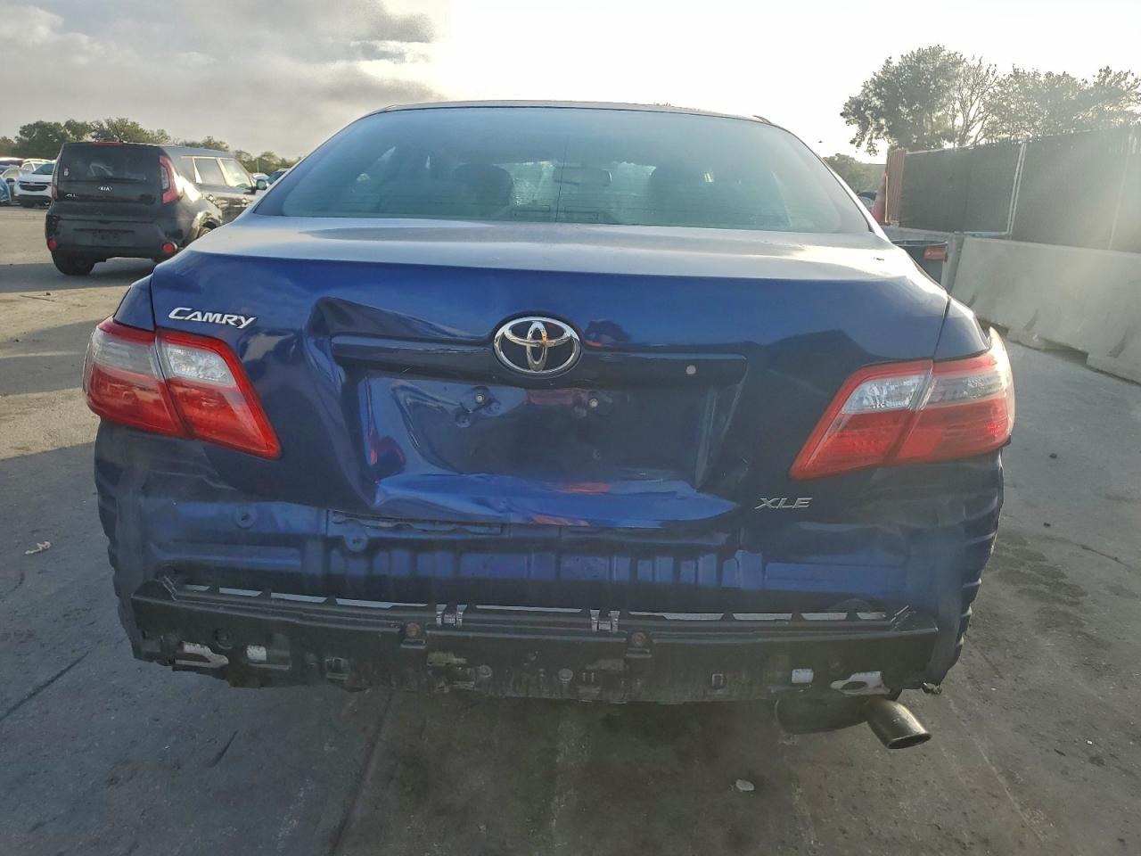 2009 TOYOTA CAMRY BASE photo 11
