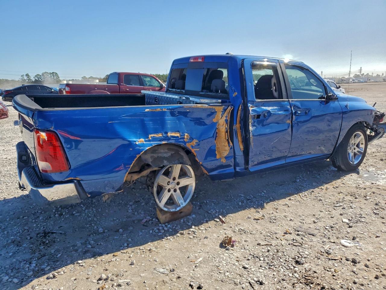 2010 DODGE RAM 1500 photo 3