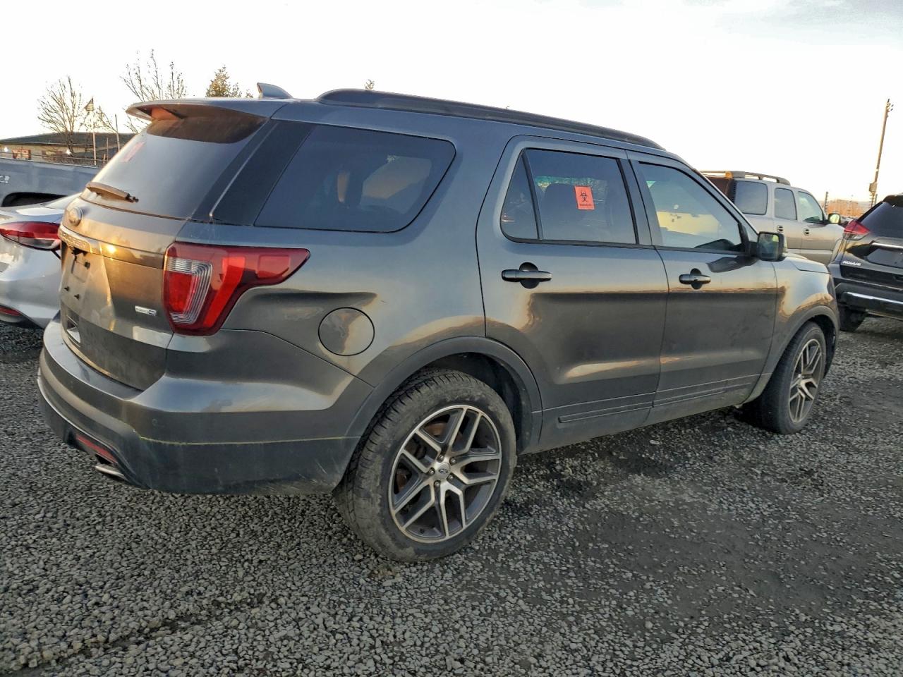 2016 FORD EXPLORER SPORT photo 3