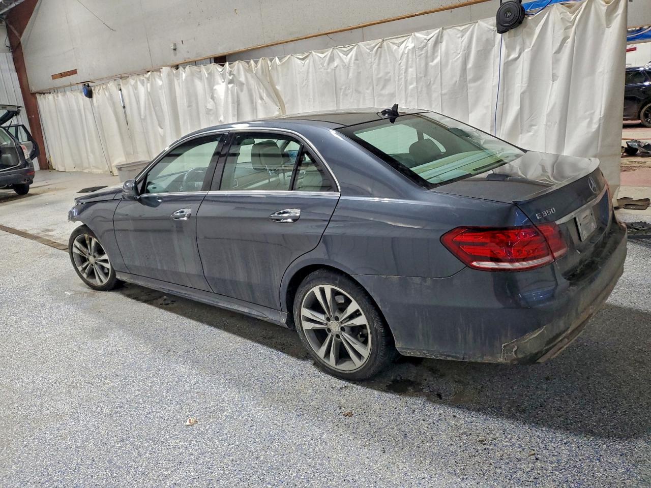 2016 MERCEDES-BENZ E 350 4MATIC photo 2