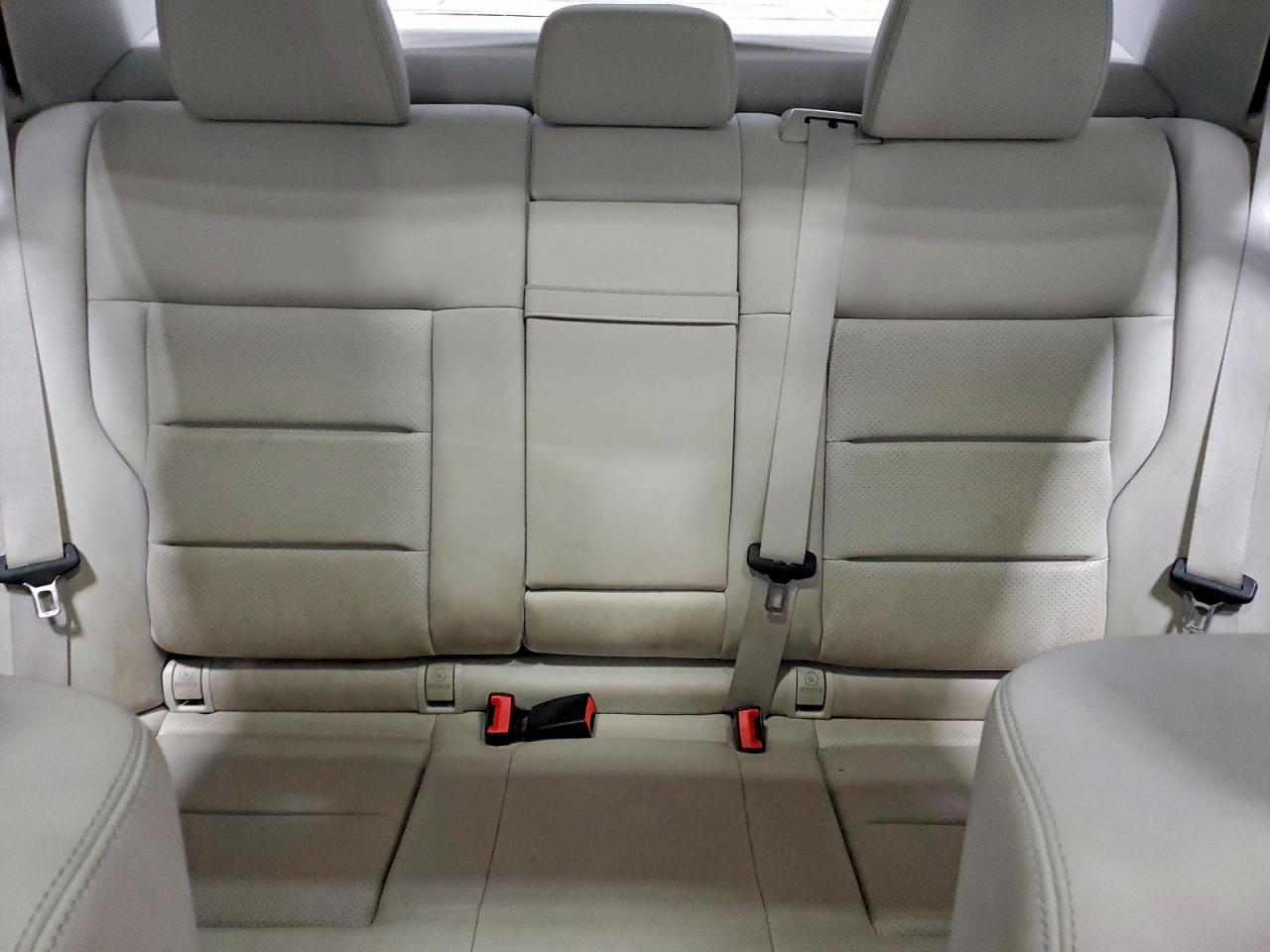 2016 MERCEDES-BENZ E 350 4MATIC photo 10