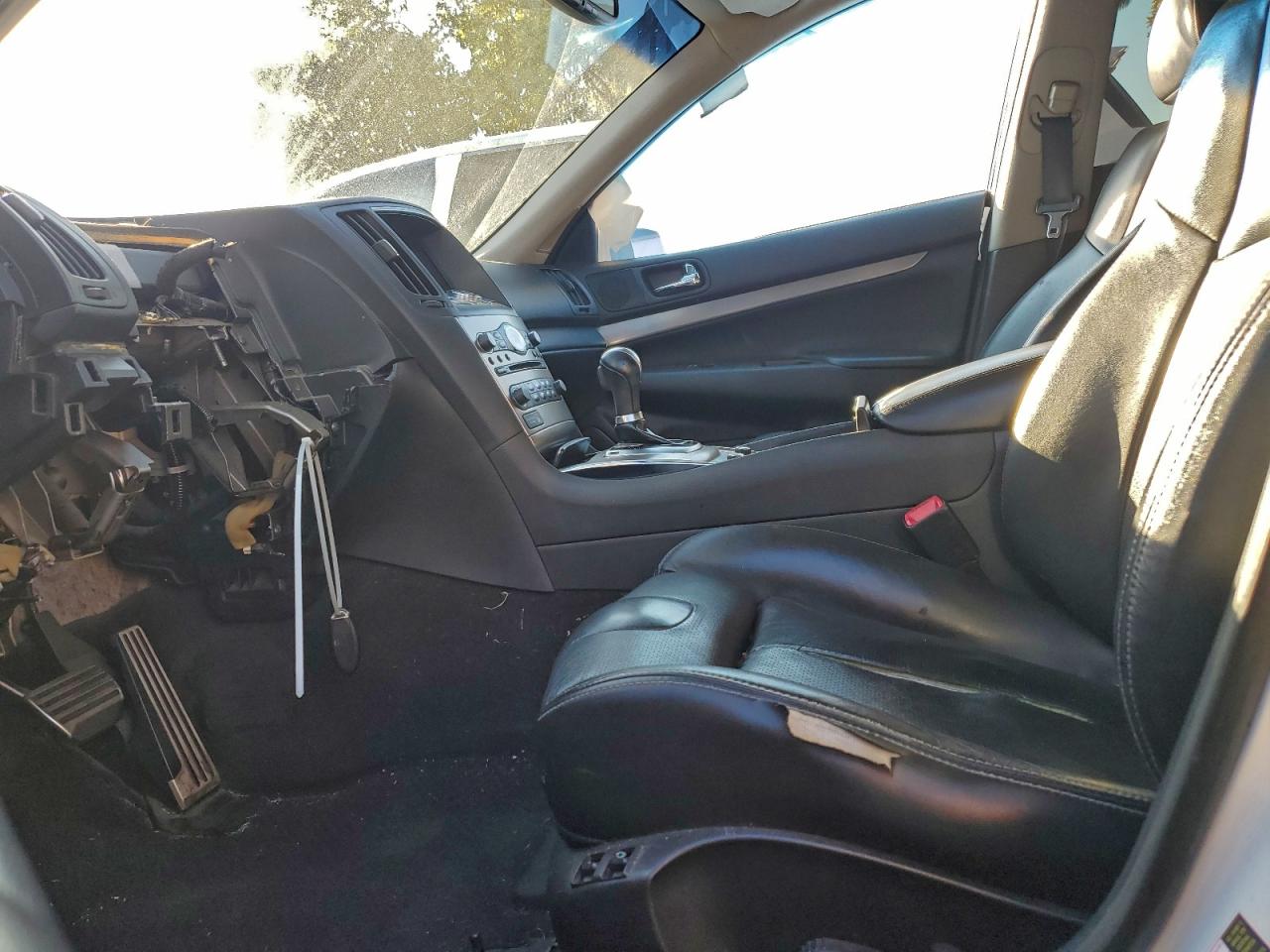 2013 INFINITI G37 BASE photo 13