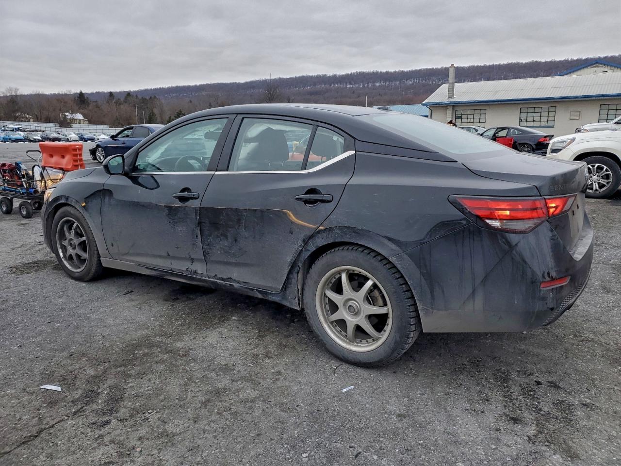 2023 NISSAN SENTRA SV photo 2