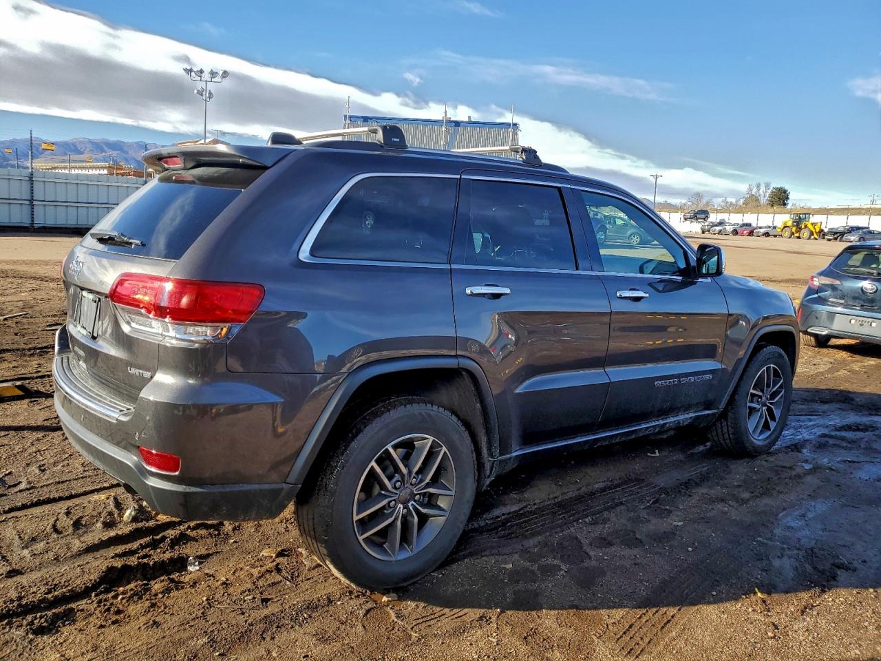 2019 JEEP GRAND CHEROKEE LIMITED photo 3