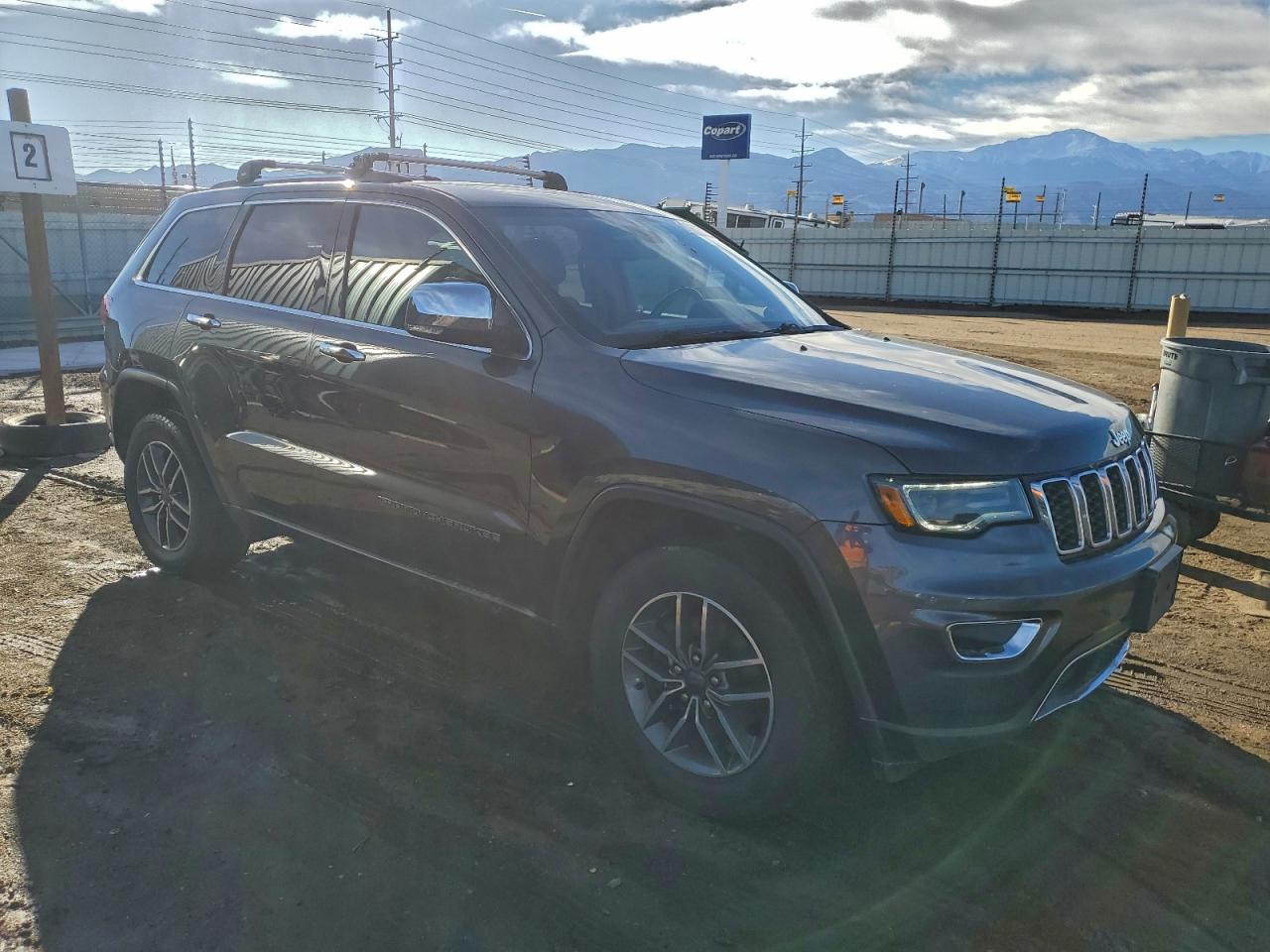 2019 JEEP GRAND CHEROKEE LIMITED photo 4