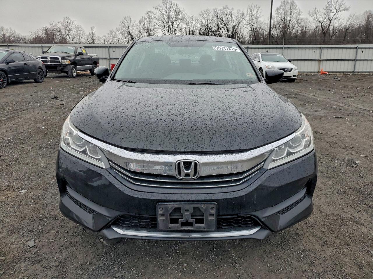 2017 HONDA ACCORD LX photo 9